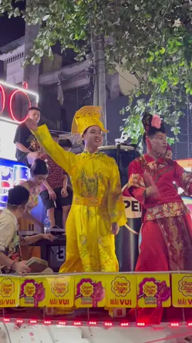 Nay đưa nương nương @Vũ Văn Lực🌵 đi vi hành Trung Thu Tuyên Quang dưới hạ giới 😂😂 #xuhuong #trungthutuyenquang #docdo 
