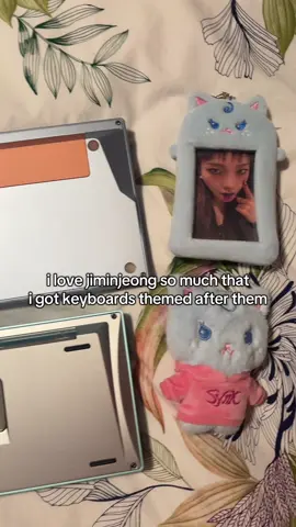 crossover between mechanical keyboards and kpop  #aespa #jiminjeong #winrina #mechanicalkeyboard #keyboardasmr 