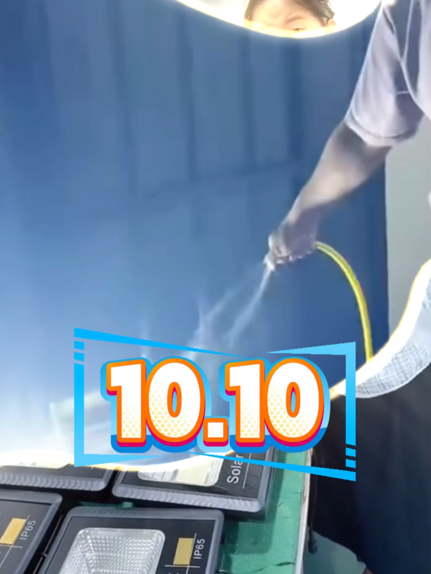 Pilih watt paling besar dalam troli kuning, harga promo Oktober memang murah gila! Siap ada beli 1 percuma 1, cepat grab kupon sekarang