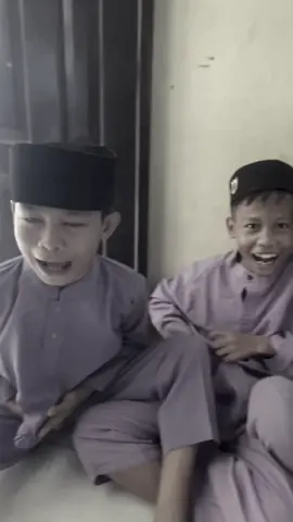 Bakpo nak tukae merah. Tukae sibu pun ndak ado roo😂
