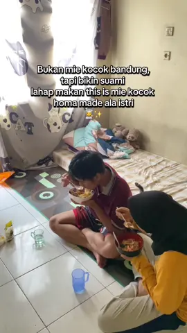 Menu receh hari ini mie kocok ala ala👩‍🍳👌 #fyp #foryou #dailyvlog #pasutri #masakansimple 