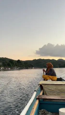 Jika tidak di kehidupan ini, mungkin di kehidupan selanjutnya 🥀