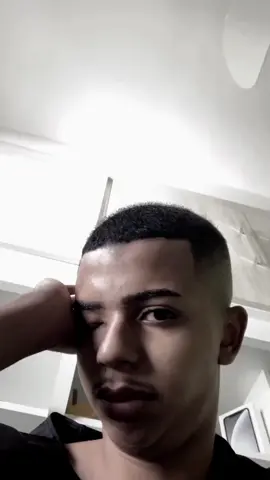 desculpem-me por não está tão boa, os aplicativos de edição não estão funcionando bem hoje! marquem o @É o Wagnerizz pra ele me seguir! 🙏🏼❤️ #edit #passado #remember #fyp #drill 
