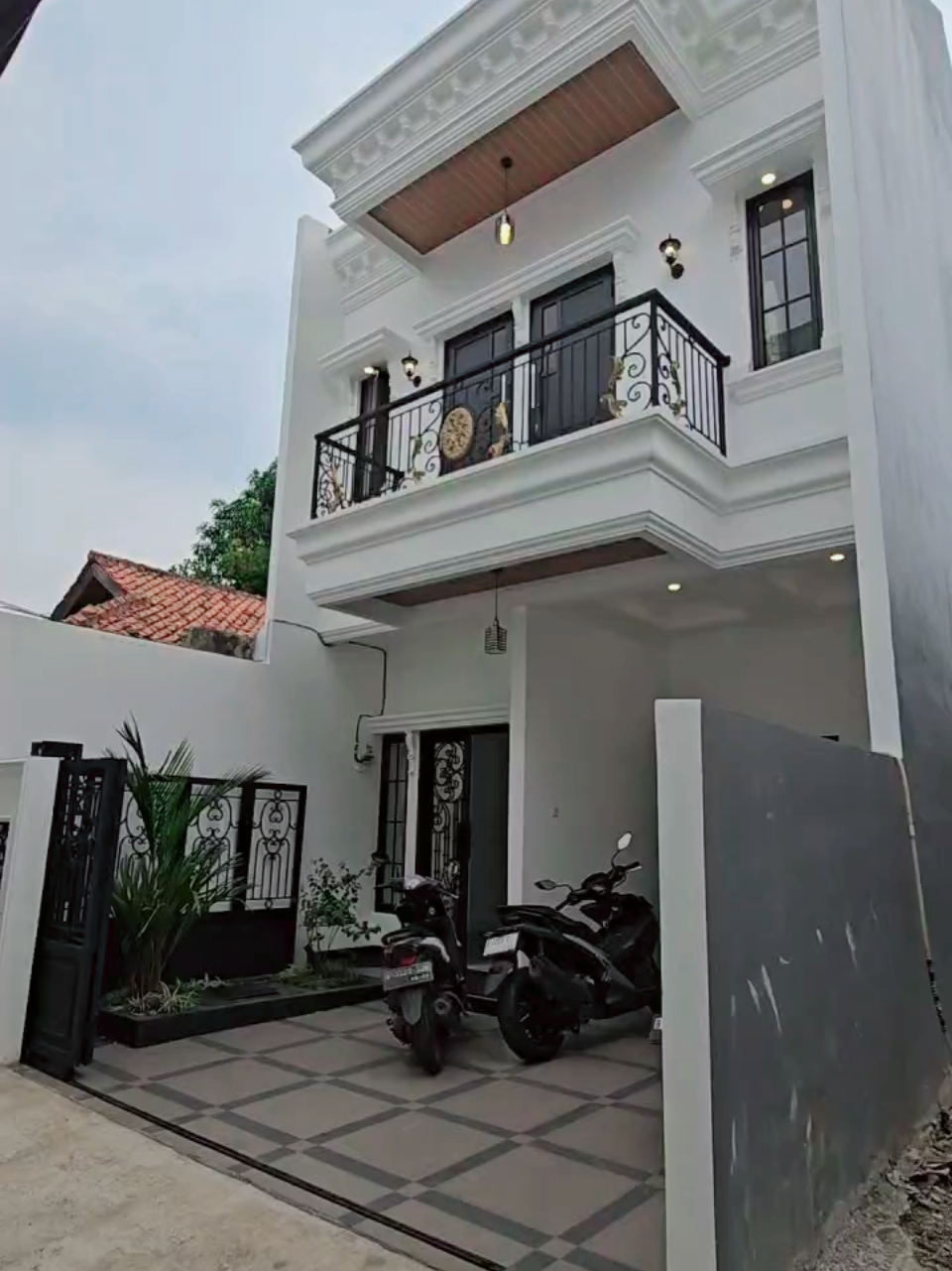 Rumah Murah Di Area Beji Depok Hanya 1,1 Milyard Aja #rumahdepok #rumahkprdepok #jualrumahmurahdepok #jualrumahtanahbarudepok #rumahclassic 