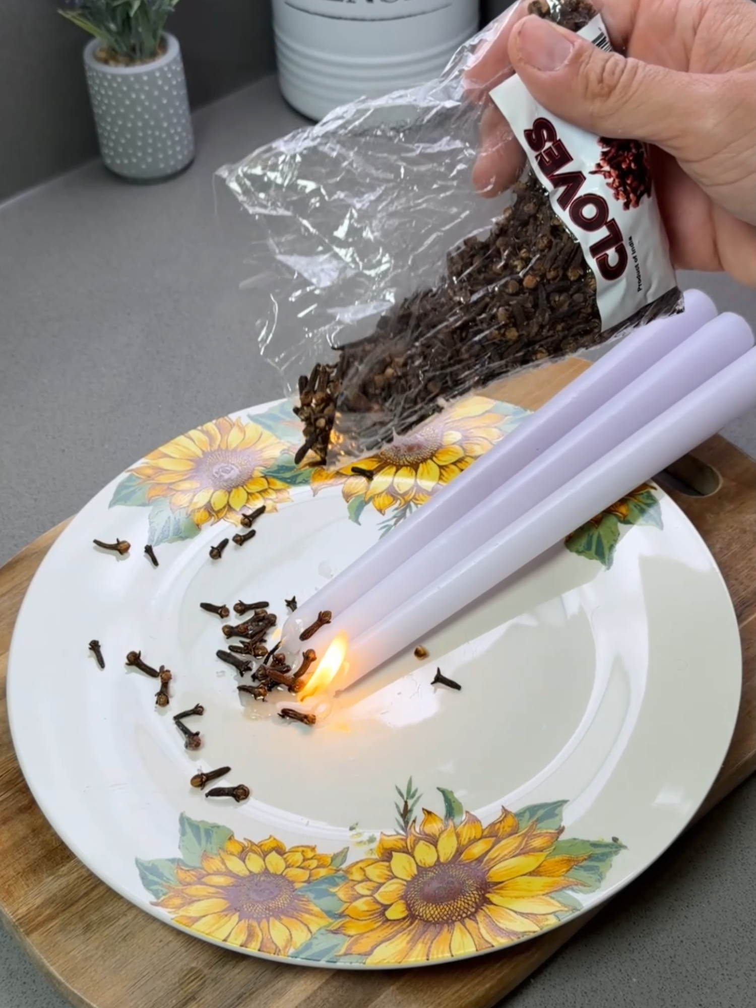 Just add cloves to a candle—Game changer! 💡#candles #candlemaking #lifehacks