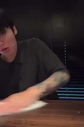 dari ngelap meja ke mulut 😭🤣 #jungkook #bts_official_bighit #army 