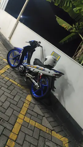💙🤍#fizr #fizr_2stroke #fyp #fizrindonesia #twostroke 