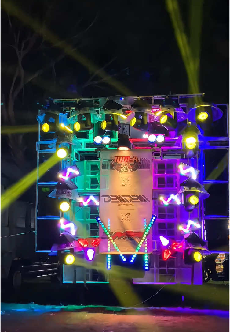 IDOLA AUDIO Blitar Cek Sound Karnaval Panggungrejo 2025 #karnaval2025 #karnavalsoundsystem #soundhoreg #foryoupage #blitar24jam #4upageシ #fypシ゚viral #fypシ゚ 