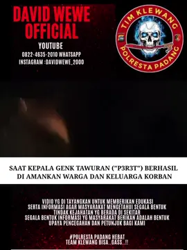 🎥 BREAKING! — Dua Ketua Geng Ditangkap!!! perkelahian antar kelompok yang merenggut nyawa seorang pelajar beberapa waktu lalu di daerah Bypass akhirnya menemui titik terang. 😢  Dua orang DPO pelaku utama yang juga dikenal sebagai ketua kelompok, berhasil ditangkap Tim Klewang dan Unit Jatanras  Polresta Padang bersama warga di dua lokasi berbeda: Batuang Taba dan Lubuk Lintah. ⚡️Peret — nama yang selama ini disebut-sebut sebagai dalang kekerasan brutal di jalanan — tak berkutik saat digerebek oleh Warga, Pihak Korban dan Polisi di daerah batuang taba.  Kemudian dari hasil Pengembangan Pelaku yg kedua, ⚡️Ipan berhasil diamankan Tim Klewang dan Unit Jatanras Polresta Padang didaerah Lubuk Lintah.  Kedua DPO pelaku ini mengakui peran serta mereka masing masing saat beraksi melakukan penganiayaan terhadap korban sampai meninggal dunia...  Atas atensi langsung dari Kasat Reskrim Polresta Padang, Kompol M. Yasin, S.I.K., M.A.P., Tim bergerak cepat tanpa kompromi. ‼️Aksi perkelahian antar kelompok bukan hanya sekadar kenakalan remaja. Ketika nyawa sudah melayang, hukum tak akan tinggal diam. 👮‍♂️ Polresta Padang memastikan, tidak ada tempat bagi pelaku kekerasan di kota ini. 📌 Mari kita kawal kasus ini hingga ke meja hijau.  📢 Suarakan: Stop perkelahian antar kelompok, Selamatkan Generasi! #PadangTertib #StopTawuran #TimKlewang #masukberandafyp #fyp 