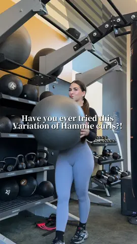 Perfect at home workout! 🔥 #Fitness #athomeworkout #fypシ゚viral #hammies 