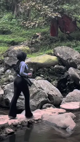 september s nya apa? 😋 #curug #purwokerto #baturaden #september #fyppppppppppppppppppppppp 