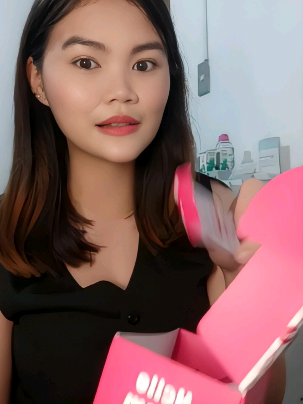 ✨ Hello Bloom Glow ✨ A yummy way to cleanse your tummy & keep cravings away 💖🥤 #hellobloom #hellobloomglow  #kiraycelis 