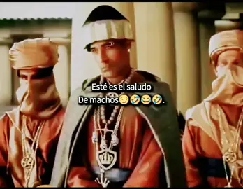Y BESOS DE LENGUAS CON LOS HOMBRES🤣. #sparta #escenasdepeliculas #peliculasrecomendadas #comediahumor #viraltiktok #fypシ゚ #paratiiiiiiiiiiiiiiiiiiiii