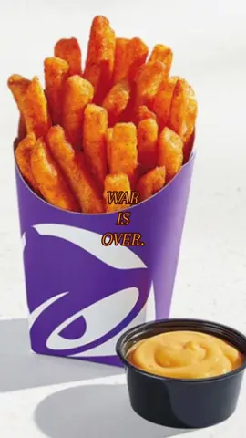 oh my GOD. #tacobell #tacobell4life #fyp #nachofries #foryoupage 