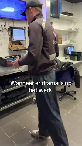 Ook werken bij Domino’s? 🍕🔥 Solliciteer nu via werkenbijdominos.nl 😆 #fyp #bijbaan #vacature #dominos #dominosstadskanaal 