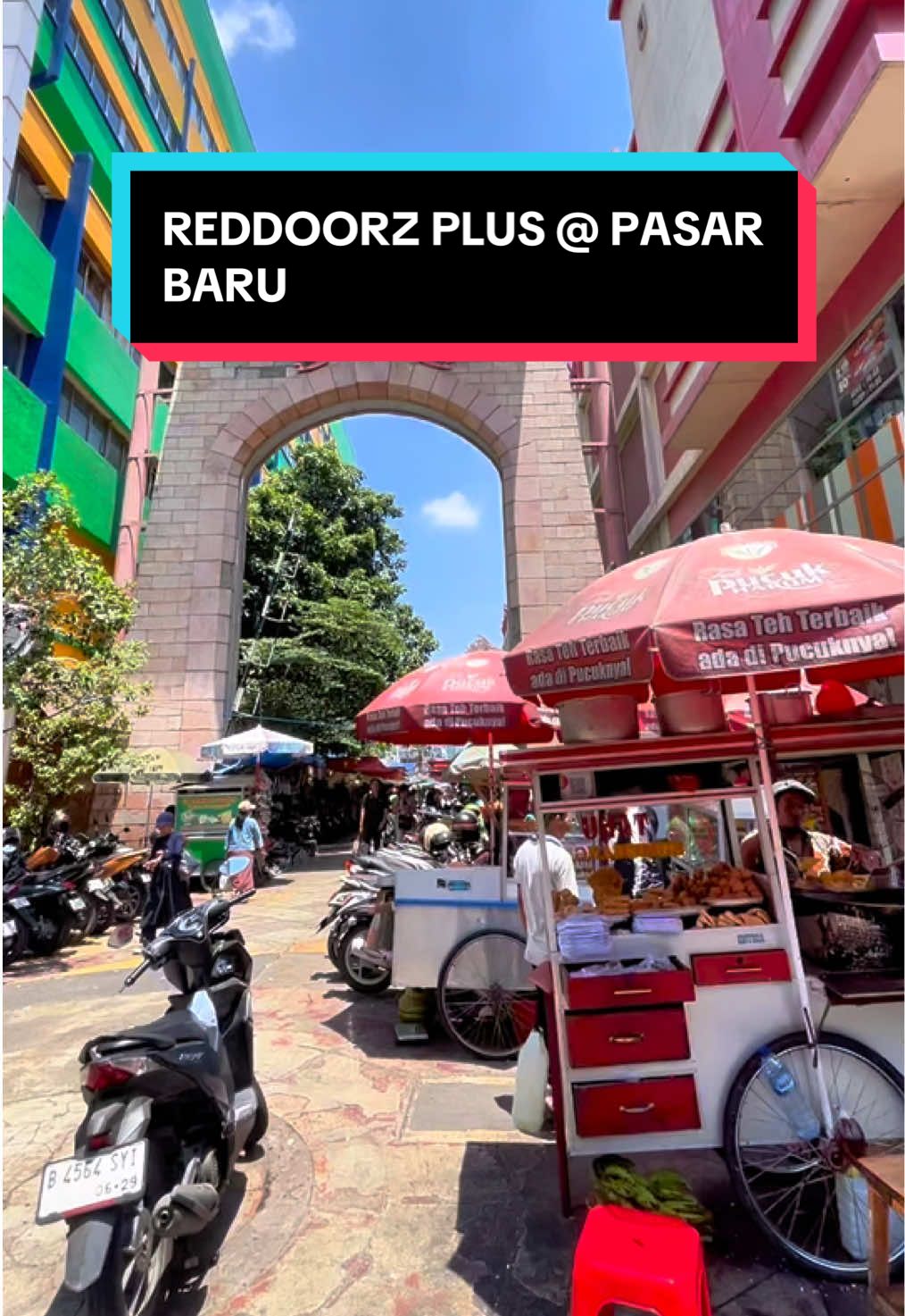 Kulineran + Staycation Upcourse Double Combo Apalagi Staycationnya Di RedDoorz Plus@ Pasar Baru Yang Sangat Strategis Dekat Ke Istiqlal & Monas. Biar Staycationnya Lebih Hemat Wajib Booking Via Aplikasi RedDoorz Sekarang! #reddoorz #reddoorzid #RedTRavelers #bukasemuapintu 