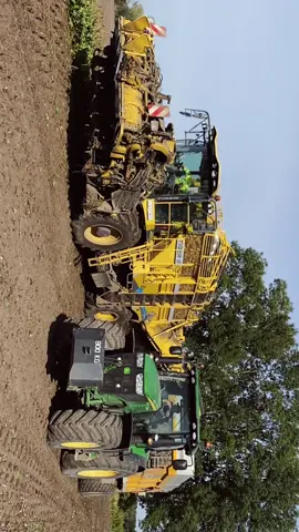 @URŁaskarzewski zapraszam do korzystania z usług! #agriculture #rolnictwo #2025 #foryuopage #ropamaschienenbau 