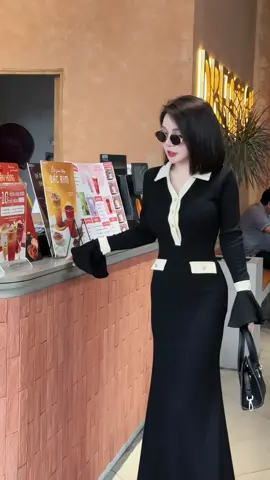 Bỏ hết muộn phiền đằng sau  Tự do tự tại cùng nhau ngắm nhìn!! #vayxinh #xuhuongtiktok 