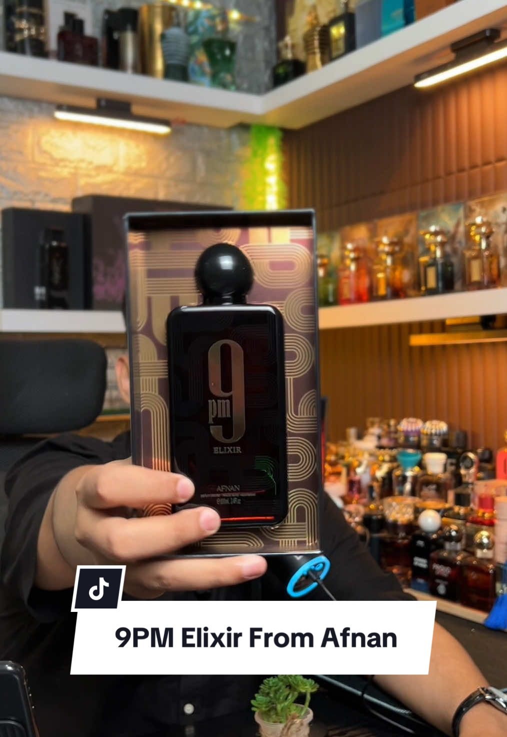 This is Afnan 9PM Elixir Quick Review from me, Parfume yang enak buat dipake spesial occasion karena ganteng yaa warm spicy vanilla leather😄 #afnan9pmelixir #parfumviral #afnanperfumes #parfumtiktok #parfumeviral 