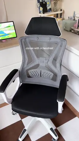Siapa yang tengah cari kerusi jenis ergonomic, boleh try yang nii. Selesa nyah buat kerjaa #ergonomicchair #kerusiergonomik #studychair #officechair 