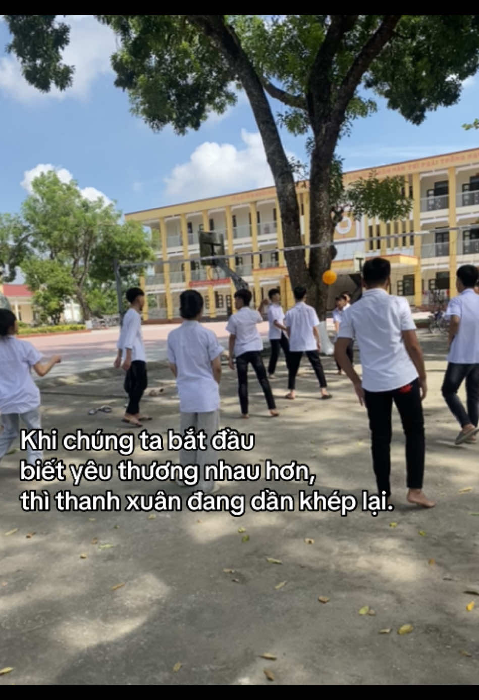 Còn 8tháng nữa thui đí #viral #xuhuongtiktok #9b #2011 #xhtiktok 