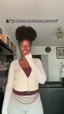 J’ai une wig maintenant t’as plus rien à dire 🤣 avec ou sans je suis belle 🫢 #cheveuxafro #cheveuxcrepus #afro #afrohair #crepus 