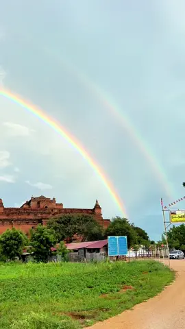 ပုဂံရဲ့မိုးရာသီမှာဆို တစ်ခါတစ်လေ အခုလိုသက်တန့်လေးတွေနဲ့ လှနေတတ်ပါတယ်🌈🏳️‍🌈 #thet_naing_photography #thet_naing_tuktuk #ပုဂံ #bagan #foryoupage 