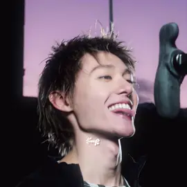 Joining the trend ehehe !! Not sexualising him at all just joining a trend!! A rare martin edit on my acct #martin #martinedit #cortis #fyp #kpop  @sophia ༄ @narin @hannah𐙚 @ixceptio ⊹ @lia ࣪˖ ִֶָ𐀔 @raya @marianna ♱ @daemgene @enhryan ending logo @daemsiel♕︎ 
