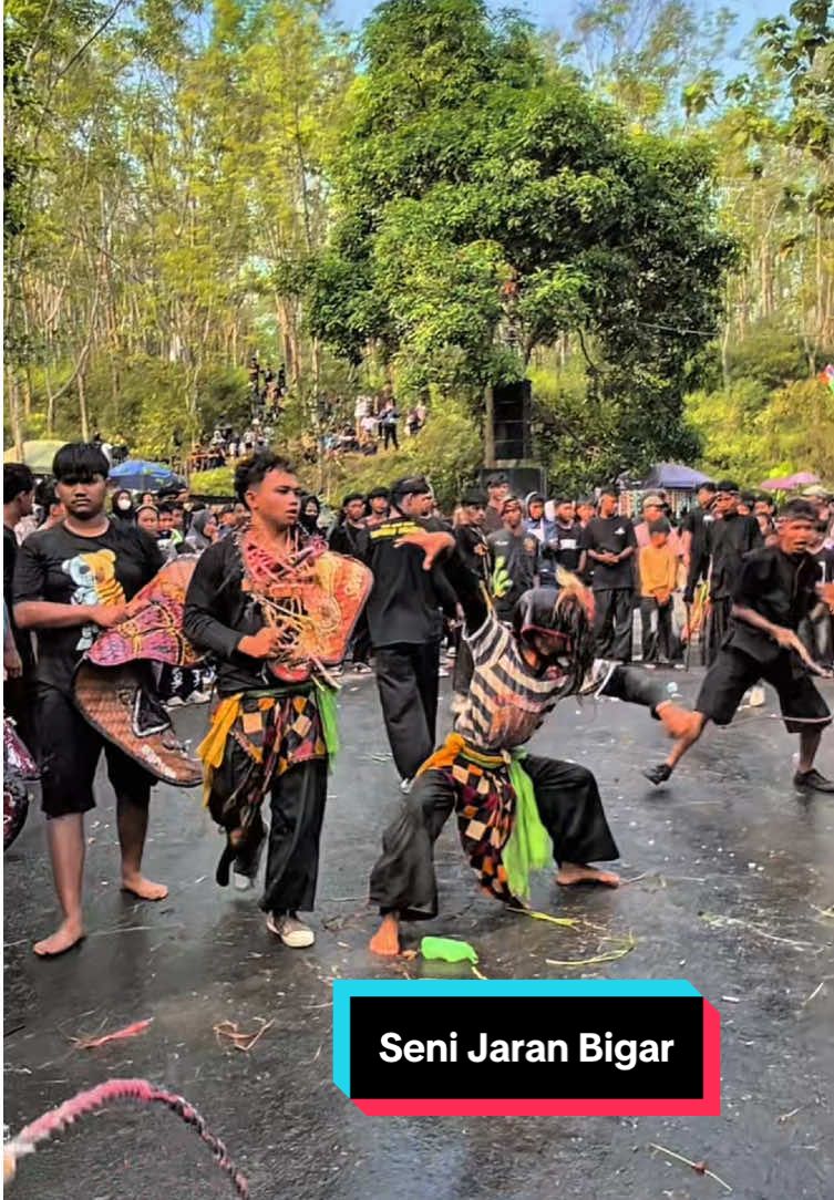 Seni Jaran Bigar,Kerjo Karanganyar @RONGGO WULUNG OFFECIAL 👹🔥 #fyp #jaranan #kesenianjaranan #jarandorsragenkaranganyar #sragen24jam