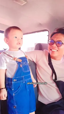 manfaat mendengarkan musik buat anak banyak banget  #soundviral #bayi17bulan 