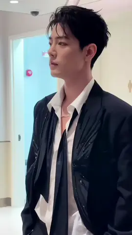 #หล่อมาก #xiaozhan🐰 #xiaozhan #ป๋อตี้จ้านเกอ🦁🐰 #เปิดการมองเห็นให้หน่อย 