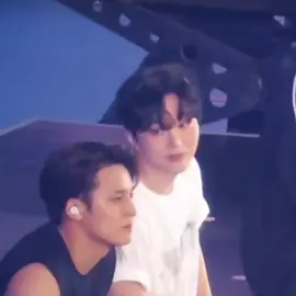 day one and two in hk #gyuboo #mingyu #seungkwan 