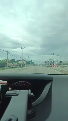 Kerja kerja sampai abg Jamil mampossss 🤣😝 #fyp #viraltiktok #moodboost #funnysong #kualapilah 