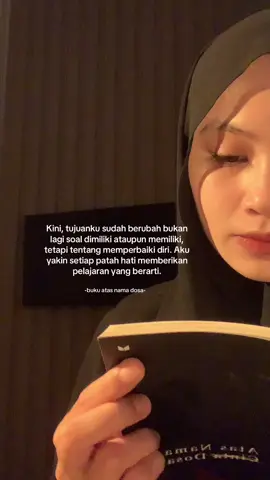 buku di keranjang :c