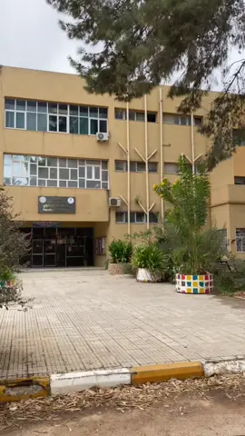 day at university🤍.  #كلية_الطب_البشري_الزاوية #الزاويه_العنقاء_ليبيا🇱🇾 #Vlog #fyp 