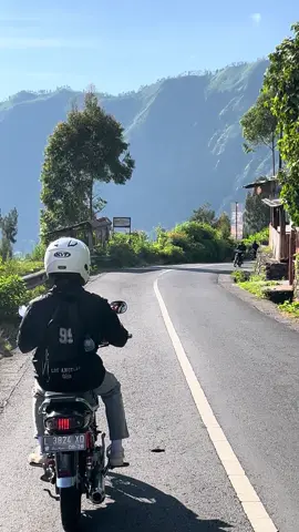 bromo emang secakep itu #bromo #bromotenggersemeru #fypシ #astreagrandindonesia #touring 