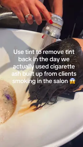You use the leftover hair tint on the hairline because it reactivates the pigments in the stain, making the color easier to remove from the skin. #haircolor #hairtips #haircare #styling #hair 