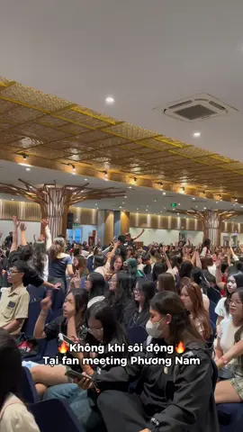 Không khí sôi động tại Fan Meeting Phương Nam #PhuongNam #AnhTạ #Fanmeeting #news #tintuc 