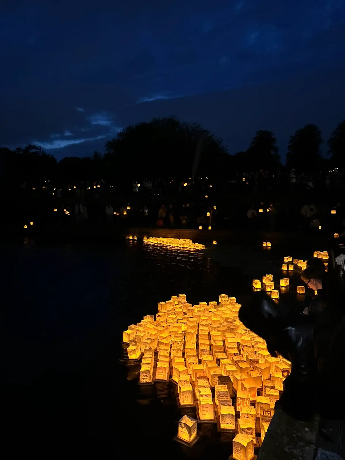 @bertz #waterlanternfestival 