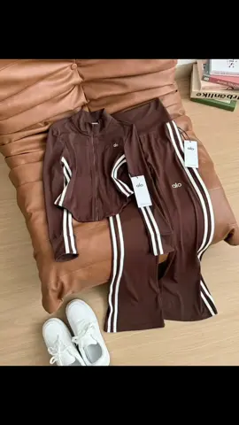 New in Set  Kes. 2500 Sizes 7-16 OUR LOCATION. NAIROBI CBD BUILDING NAME: Market stalls.  ON MUINDI MBINGU STREET. Opposite city market Light BLUE Building NEXT TO NAIVAS.  1st floor. Shops E7-E8  UPSTAIRS #houseofjeanskenya #nairobitiktokers #onlineshopping #fyppppppppppppppppppppppp #kenyantiktok🇰🇪 