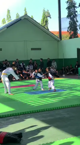 kecil