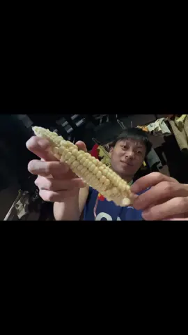có những ngày tâm trạng nhưng bầu trời âm u của mùa hạ.chỉ mong chút xuống cơn mưa thật to để đón ánh mặt trời 