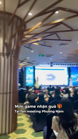 Minigame nhận quà tại Fanmeeting Phương Nam #PhuongNam #AnhTạ #Fanmeeting #news #tintuc 
