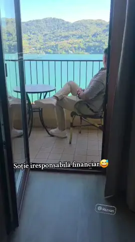 Am o soție iresponsabilă financiar #Como #italy #razysbarbershop @Dr. AuraElena 