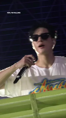 blur aja ttep ganteng🫠 #jeno cr. sweetiesvanilie