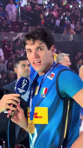 I’m pretty sure he looked at me! 🥹 Congratulations, @Mattia Bottolo 💙 You’re my MVP 💙 #mattiabottolo #azzuri #italia 