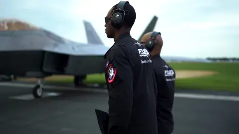 F-22 phê 😬🤮 v~i #f22 #viral 