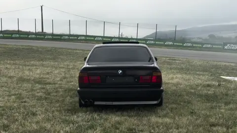 უბრალოდ შედევრი 🙌🏼💜 #bmw #525 #e34 #oldschool #fyp 