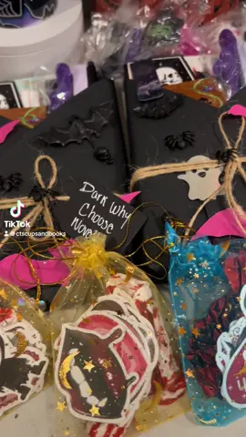 #ctscupsandbooks #blinddatewithabook #spookyseason #halloween #tiktokshop 