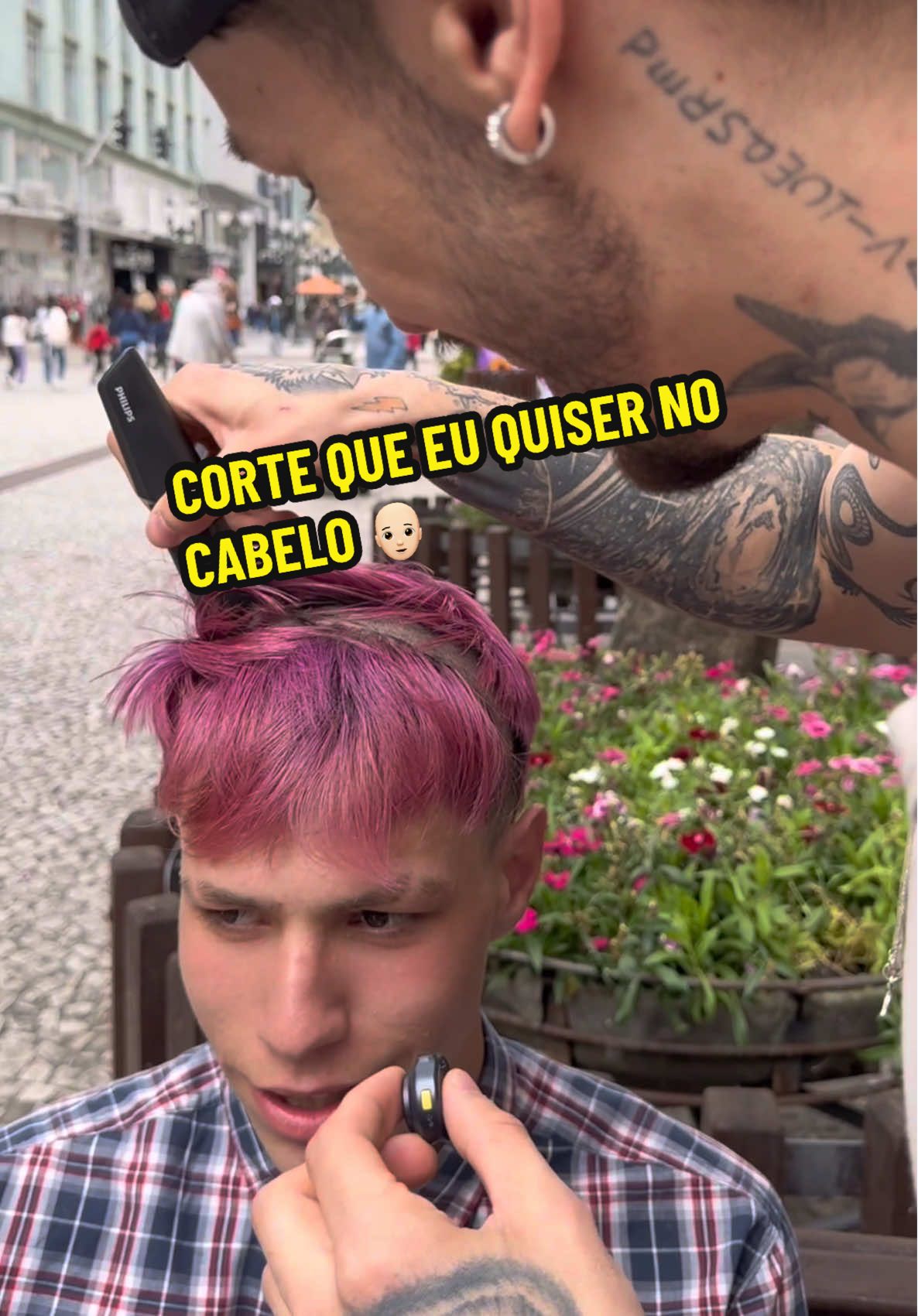 $300 se deixar eu fazer o corte que eu quiser no teu cabelo 🧑🏼‍🦲